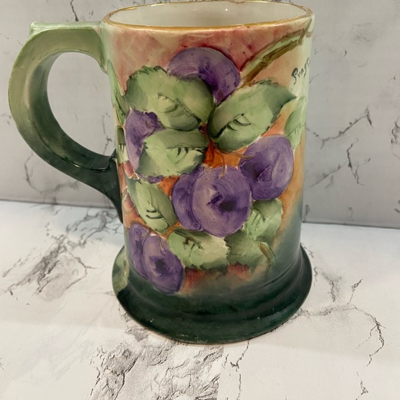 Bell Pottery Findley, Ohio. Antique Large Mug w/hand-painted grapes. - Picture 9 of 13